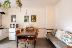 ÉŖ悤IAirbnbŗ\ł邨20I̋LTlC