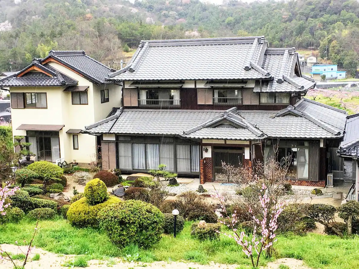 5D܂܂ȑ̌\IƂ̐Gꍇ^Rs