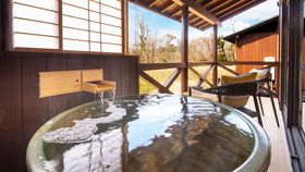 �k���̂��h�˂��Ɖ����z�e���܂Ƃ� �n���O���������i�I�̋L���T���l�C��