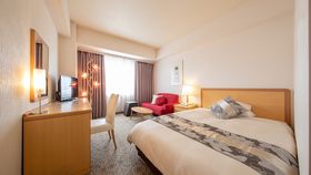 �y�Ȗ؁E���z���f�B�[�X���[���̂���z�e���E����8�I�̋L���T���l�C��