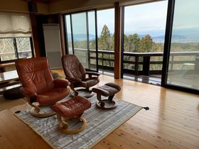 yɓ̍szAirbnbŗ\ł꓏݂̖{5I̋LTlC