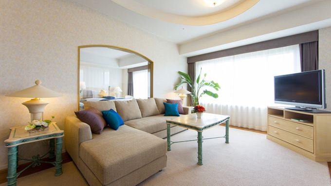 2�DANA �z���f�C�E�C�� ���]�[�g �{��^�{��s