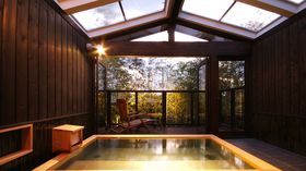 [YŘIVCtqɔ܂I߃zeE7I̋LTlC