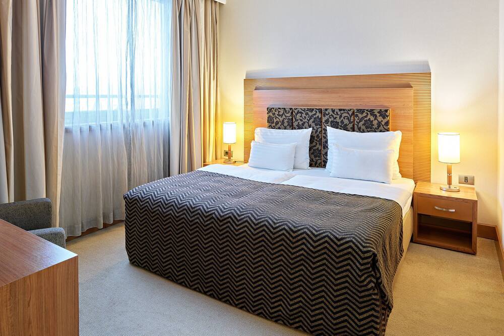 10�D�}�C�X�g�� �V�e�B �o�C�u�X �z�e�� �C���^�[�i�V���i��