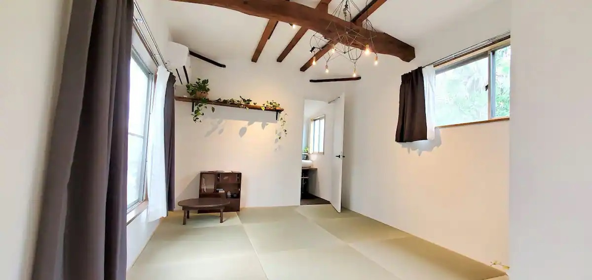 8�D�ό��X�|�b�g�ɃA�N�Z�X���ǂ��A���̋��_�Ƀs�b�^���^��z�s