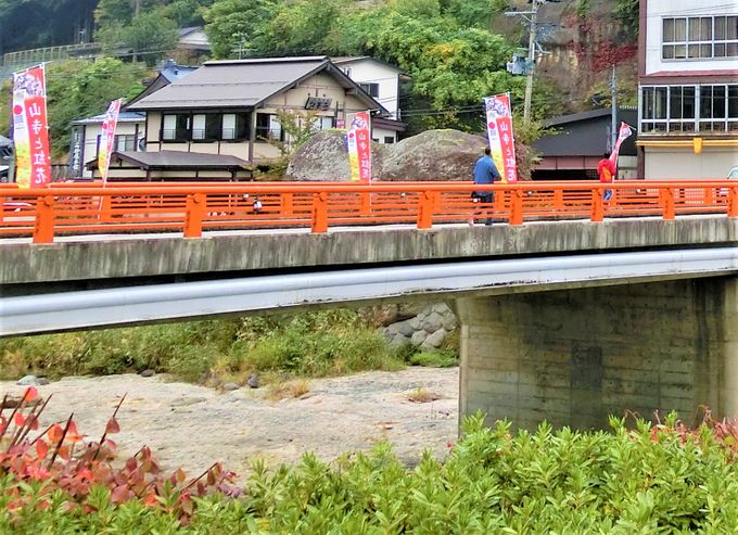 �R����싴�^�R�`�s