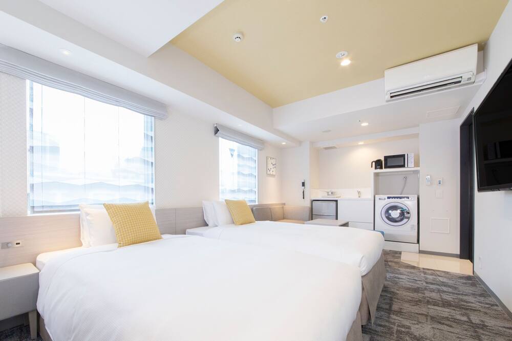 8�D���}�X�e�C������