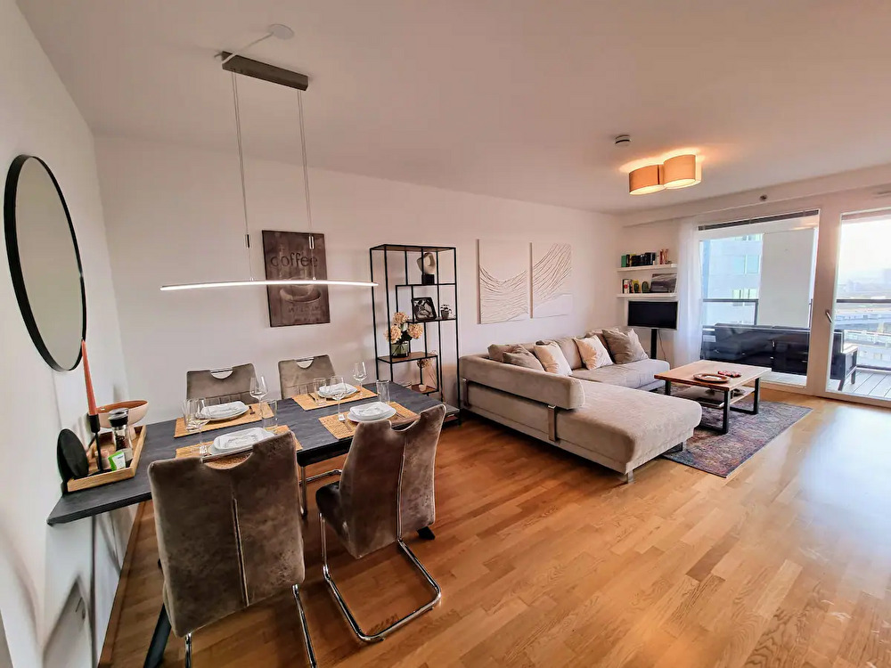 7�D�s��̃I�A�V�X�̂悤�ȏꏊ�ɑ؍݁I