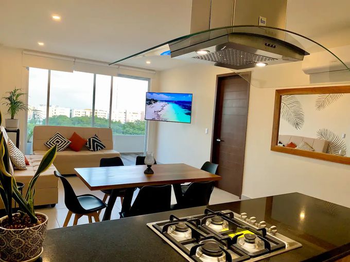 6�D�����؍݂ɂ��������߁I10�K�ɂ̓X�C�~���O�v�[����